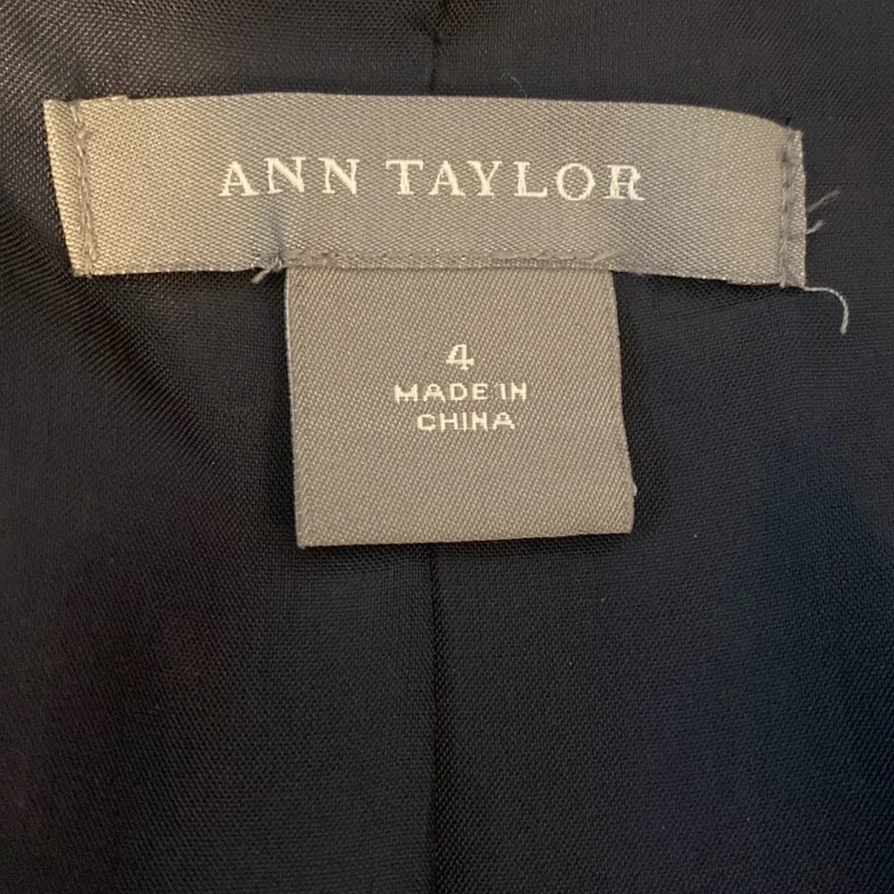 Ann Taylor *excellent *sleeves